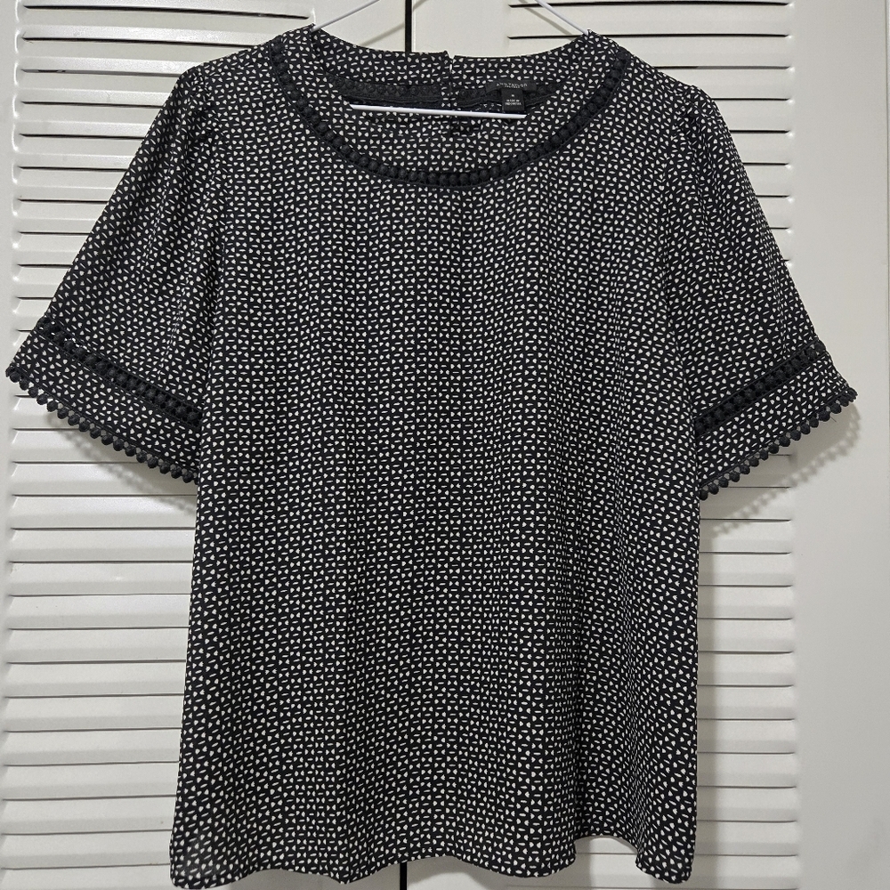 Ann Taylor Top Black Size M